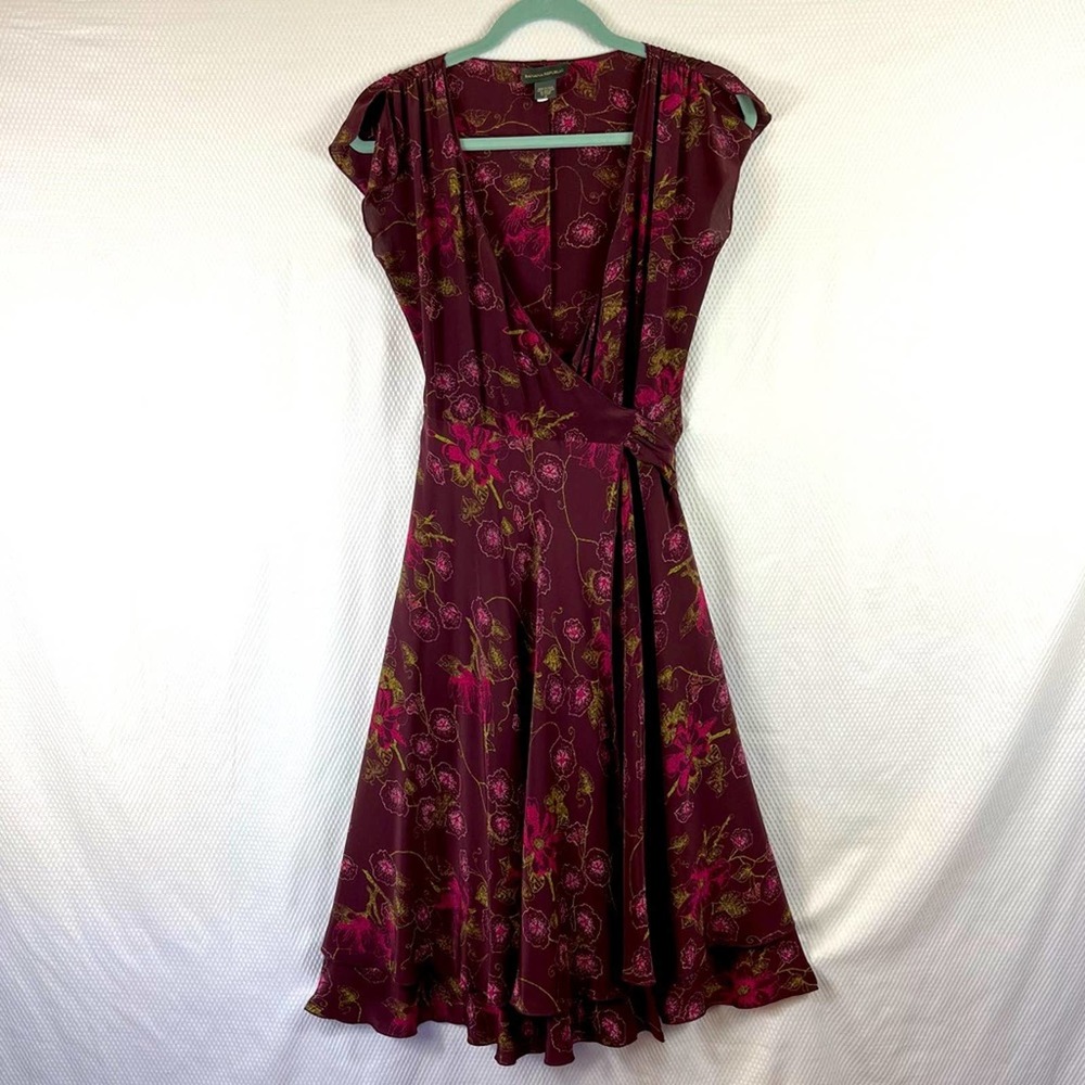 00s Vintage size 0 banana republic 100% silk purple pink floral true wrap dress